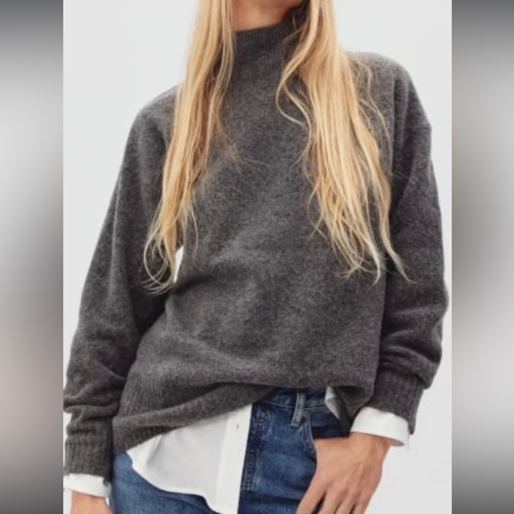Everlane Charcoal Women's cozy stretch pullover sweater
